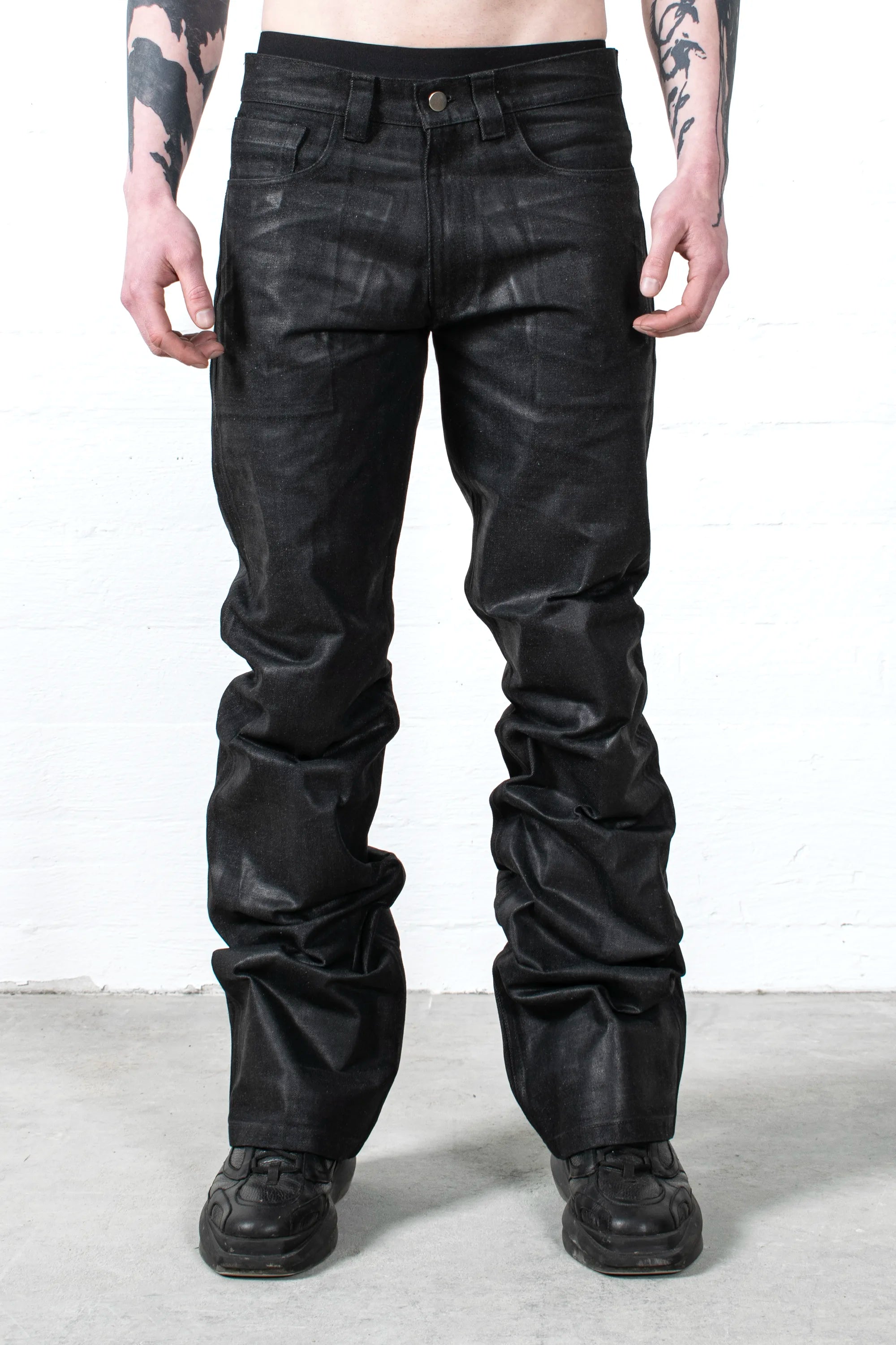 WAXED STACKED JEANS